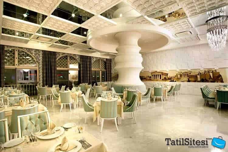 Royal Holiday Palace